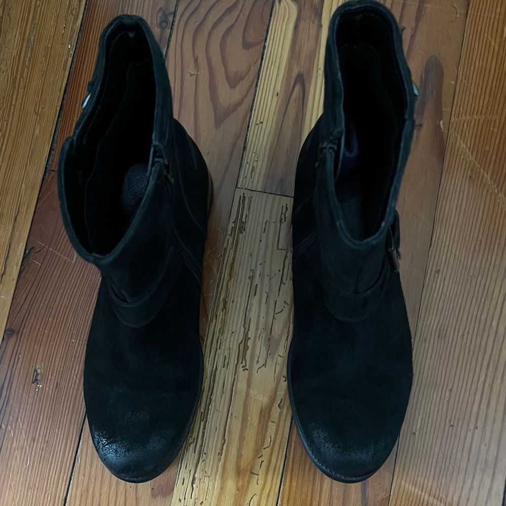WHITE MOUNTAIN Shoes Chastity Women's Boot size 9 - Picture 2 of 4